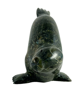 Diving seal by Ning Ashoona